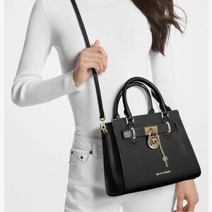 NWT Michael kors Hamilton Small Leather Satchel in black!